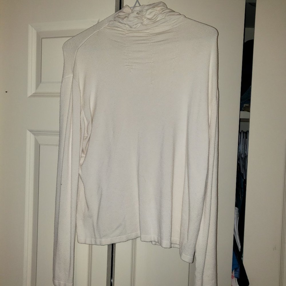 Ruffled High-Neck white sweat Norm Thompson XL (on the small side)